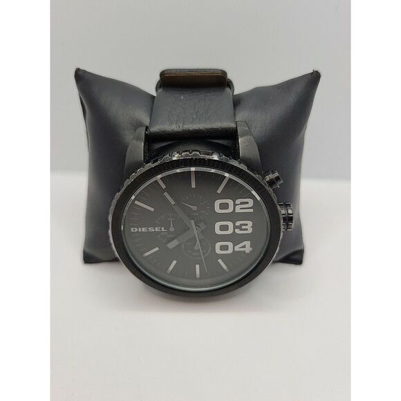 Diesel DZ4207 Men's Black Leather Analog Dial Quartz Genuine Wrist Watch AM30 - Picture 1 of 12